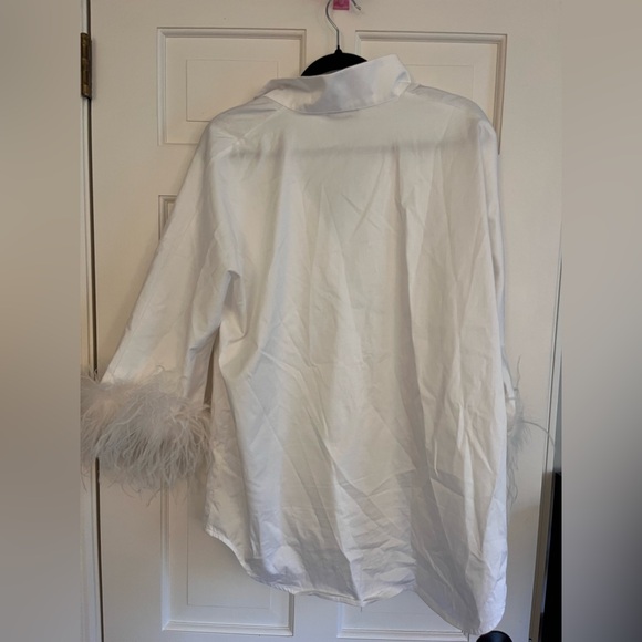 Tuckernuck White Feather Willow Blouse Size Medium - Picture 4 of 4